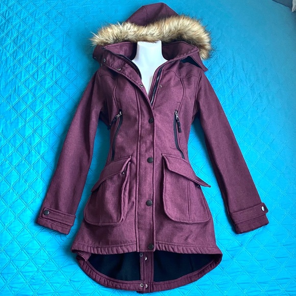 Burgundy Trench jacket with hood *medium* - Picture 2 of 12